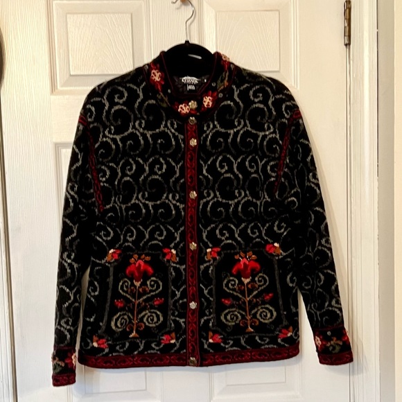 Icelandic Design wool floral lined button up embellished sweater jacket - Picture 5 of 12